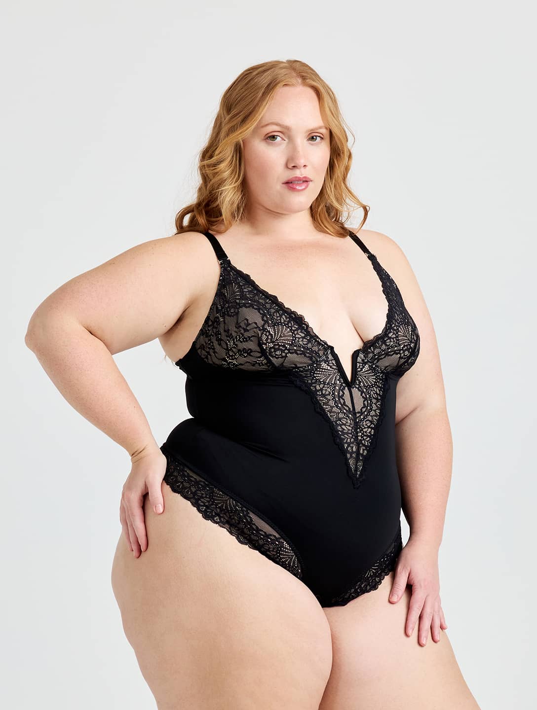 Formivelle V-Neck Half Laced Bodysuit