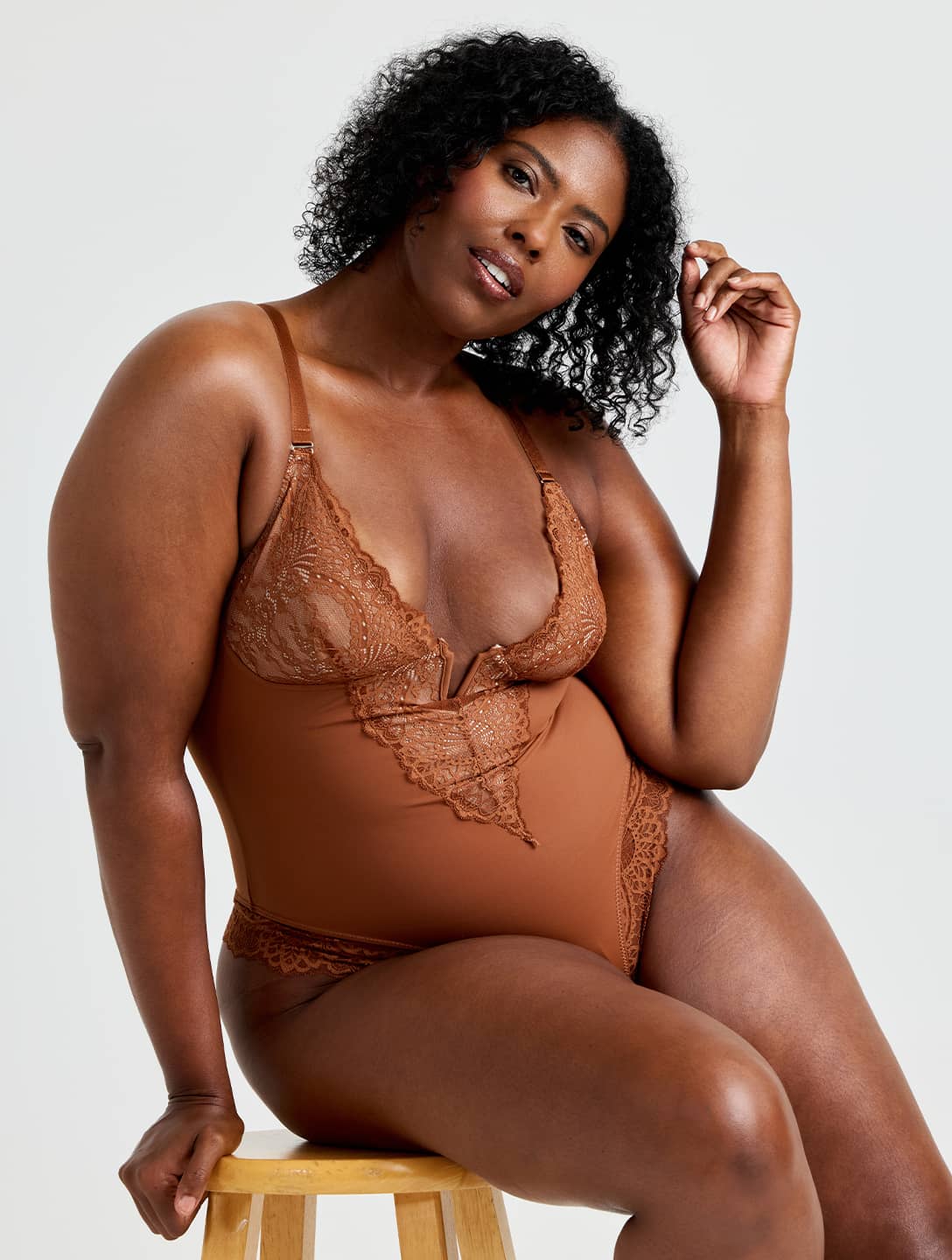 Formivelle V-Neck Half Laced Bodysuit
