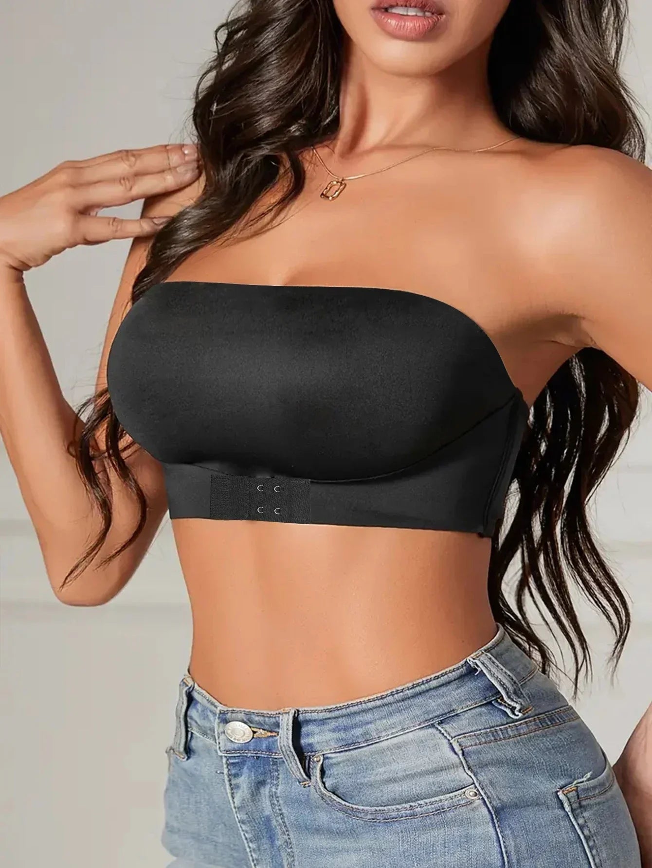 formivelle-strapless-seamless-front-clasp-wireless-bra