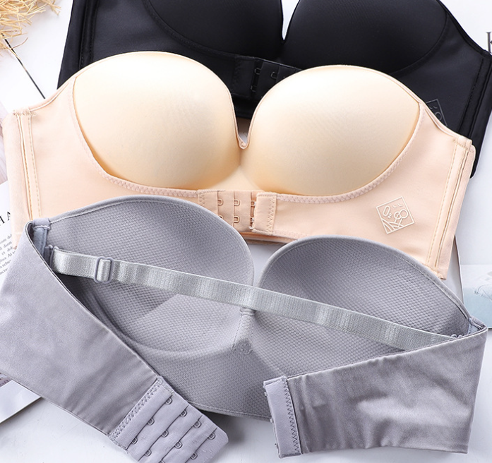 Formivelle Magic Strapless Front Buckle Bra